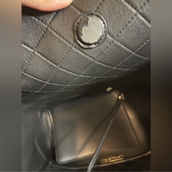 Karl Lagerfeld convertible Purse + Wrislet - Picture 5 of 8